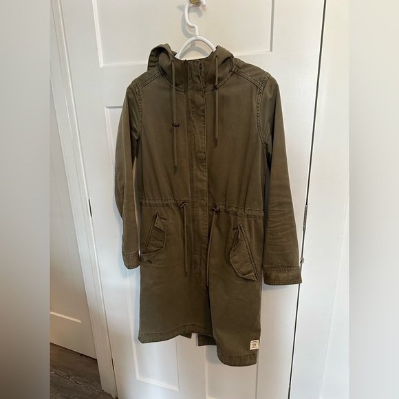 ROOTS | Olive Green Utility Trench Coat - Picture 7 of 12